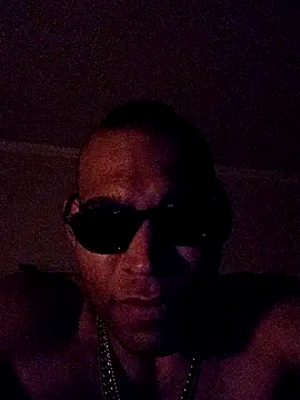 Snapshot of MaxdaBesttime chatting on September 2025 06:52:02 AM MaxdaBesttime online show from September 2025 06:52:02 AM