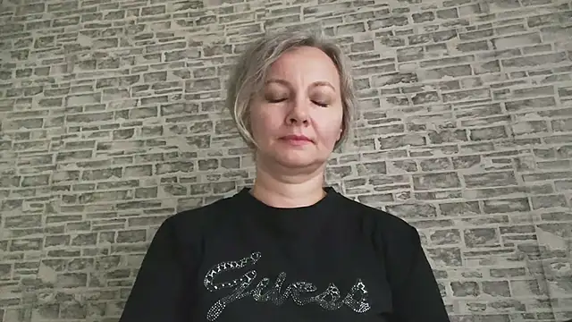 EdithManning online show from October 2025 07:09:02 AM