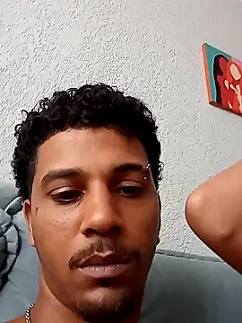 Snapshot of gugao666 chatting on December 2024 04:31:01 PM gugao666 online show from December 2024 04:31:01 PM