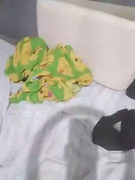 Snapshot of ems2174 chatting on March 2025 01:17:02 AM ems2174 online show from March 2025 01:17:02 AM