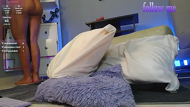 zoey-fox online show from March 2025 04:12:02 AM