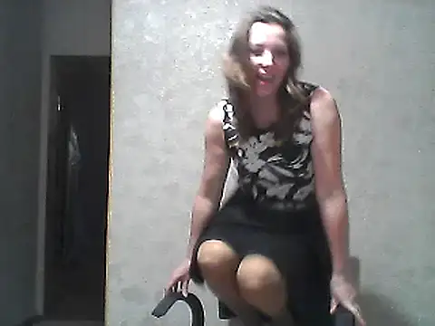 VselenaSun402 online show from January 2025 02:08:02 PM