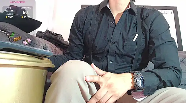 angelbianchii online show from December 2024 07:57:01 PM