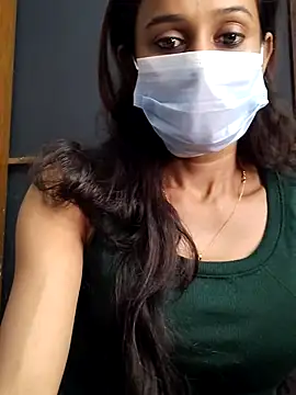 Oleevia online show from October 2025 08:07:01 AM