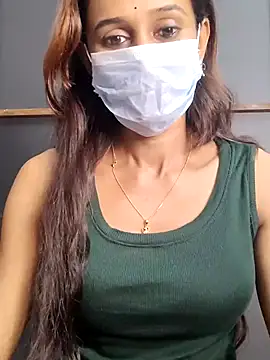 Oleevia online show from October 2025 11:22:01 AM