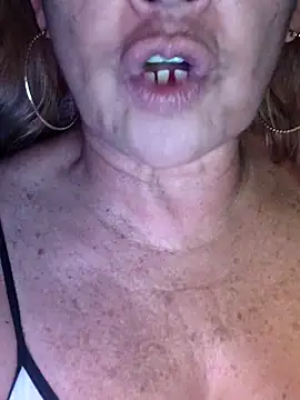 Kasandra Ho online show from February 2026 03:19:02 PM