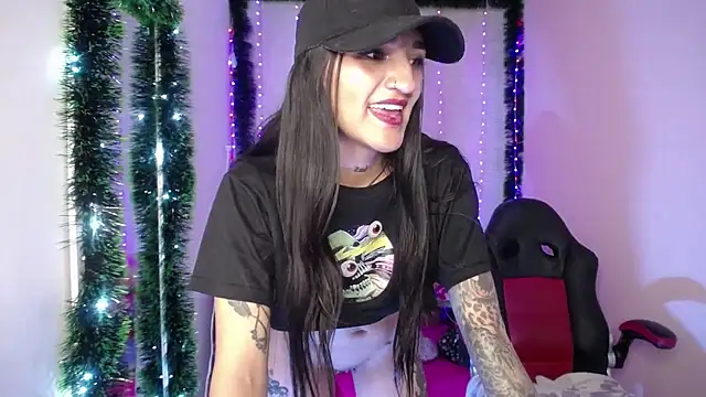 amelierouss online show from December 2024 11:47:02 PM