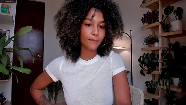 Snapshot of Johaphyton chatting on December 2024 08:16:02 PM Johaphyton online show from December 2024 08:16:02 PM