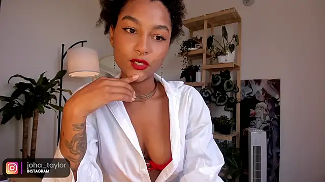 Snapshot of Johaphyton chatting on March 2025 08:35:02 PM Johaphyton online show from March 2025 08:35:02 PM