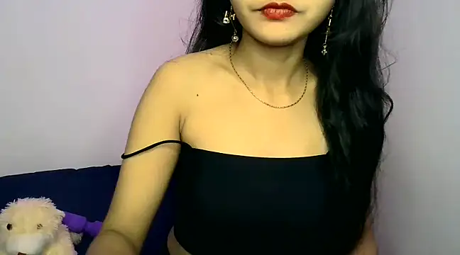 SUZY FROMUS online show from December 2024 12:11:02 PM