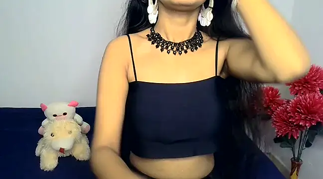 SUZY FROMUS online show from December 2024 05:39:02 AM