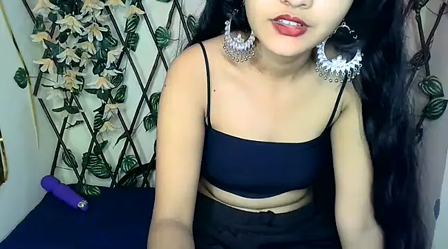 SUZY FROMUS online show from February 2025 08:06:02 PM