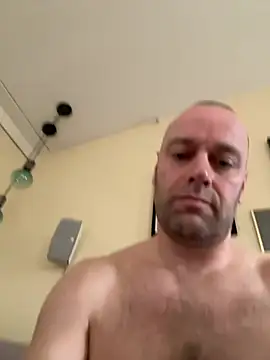 Snapshot of NiceJ81 chatting on March 2025 11:39:02 AM NiceJ81 online show from March 2025 11:39:02 AM