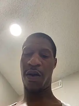 willywonka7793 online show from April 2026 11:14:02 PM