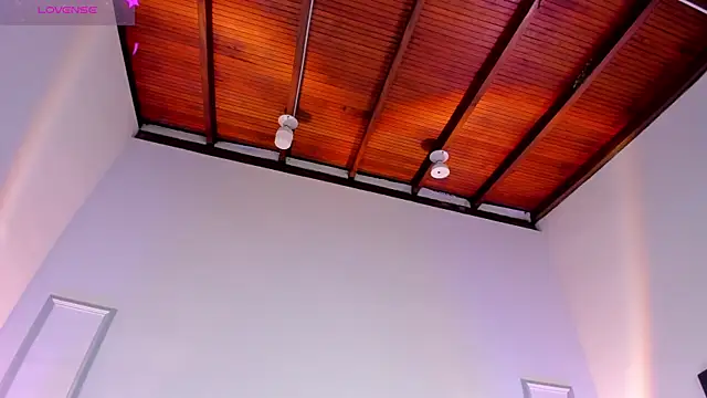 Snapshot of EmmaBecket2 chatting on February 2025 06:51:01 AM EmmaBecket2 online show from February 2025 06:51:01 AM