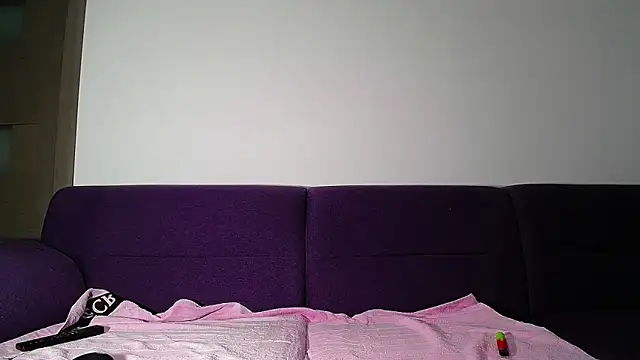 Julianna68 online show from March 2026 04:36:01 PM