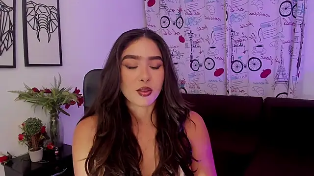 Snapshot of Danielacossio chatting on November 2025 03:50:01 AM Danielacossio online show from November 2025 03:50:01 AM