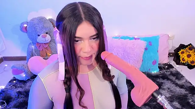 Snapshot of Isa_belaa chatting on January 2025 11:10:01 PM Isa belaa online show from January 2025 11:10:01 PM