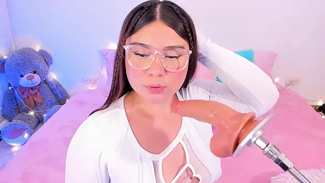 Snapshot of Isa_belaa chatting on January 2025 11:11:02 PM Isa belaa online show from January 2025 11:11:02 PM