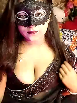 Hottyalia online show from December 2024 07:04:02 PM