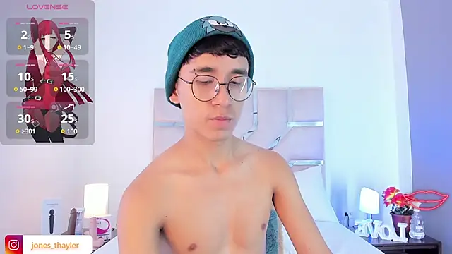 Thayler jones online show from January 2026 02:44:01 PM