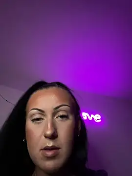 Snapshot of SweNatasha chatting on December 2024 09:04:02 PM SweNatasha online show from December 2024 09:04:02 PM