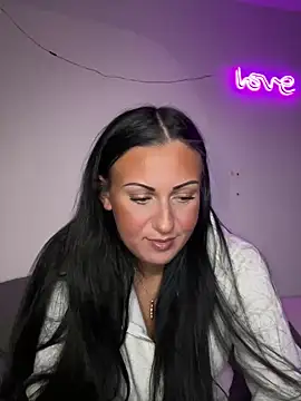 Snapshot of SweNatasha chatting on December 2024 07:25:02 PM SweNatasha online show from December 2024 07:25:02 PM