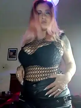 Snapshot of DesireSatler chatting on May 2026 04:21:02 AM DesireSatler online show from May 2026 04:21:02 AM