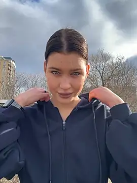 Snapshot of KikiWatson chatting on February 2026 07:37:02 AM KikiWatson online show from February 2026 07:37:02 AM