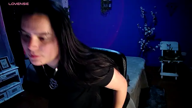 Nika 1  online show from December 2025 12:04:02 AM