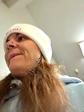 thatonespicychick online show from December 2025 04:13:01 PM