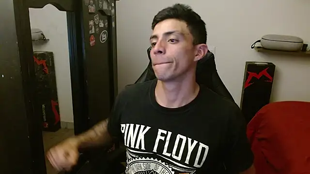 Snapshot of kv___xxx_ chatting on July 2026 01:52:01 AM kv xxx online show from July 2026 01:52:01 AM