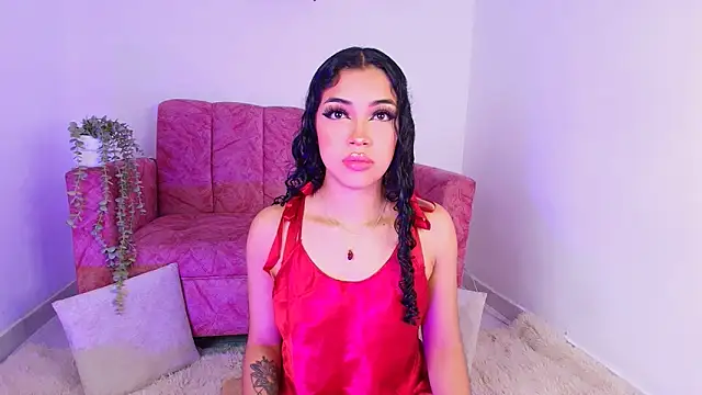 Sara Jhonson online show from November 2025 10:30:02 PM