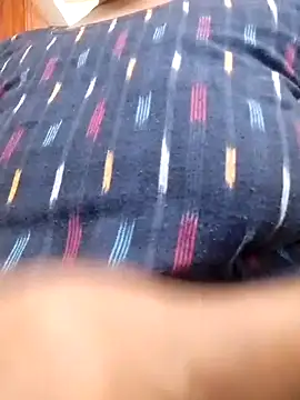 Snapshot of sneha_telugu_girl chatting on December 2024 07:18:02 AM sneha telugu girl online show from December 2024 07:18:02 AM