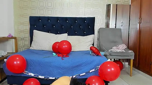 yulianademond66 online show from February 2025 05:14:01 PM