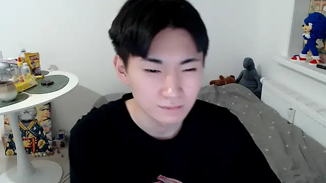 Miram Yu online show from November 2025 02:50:01 AM