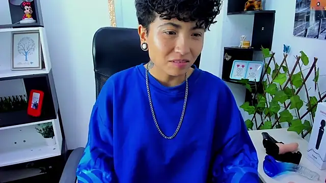 Im Mathias online show from October 2025 02:55:01 AM