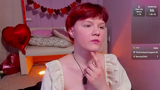 Snapshot of DreamyLuna chatting on February 2025 12:28:01 AM DreamyLuna online show from February 2025 12:28:01 AM