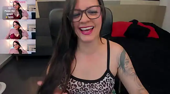 Snapshot of Zara_Jackson chatting on January 2025 07:21:01 PM Zara Jackson online show from January 2025 07:21:01 PM