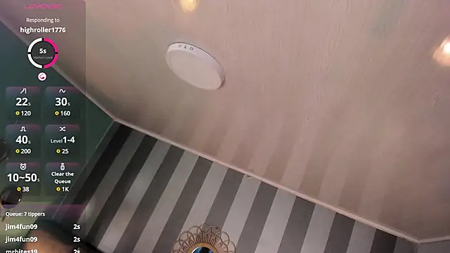 Snapshot of _Sophie__miller chatting on March 2025 10:58:02 PM Sophie miller online show from March 2025 10:58:02 PM