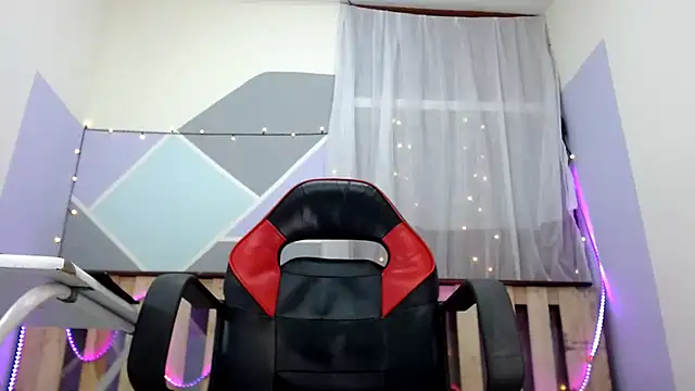 Snapshot of Michellcockxxx chatting on February 2025 09:00:02 AM Michellcockxxx online show from February 2025 09:00:02 AM