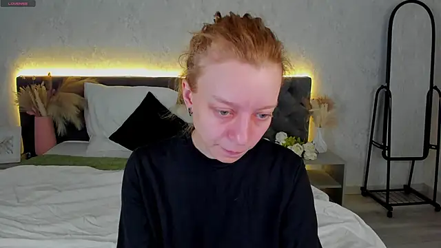 Michelle Blond online show from March 2026 09:26:01 AM