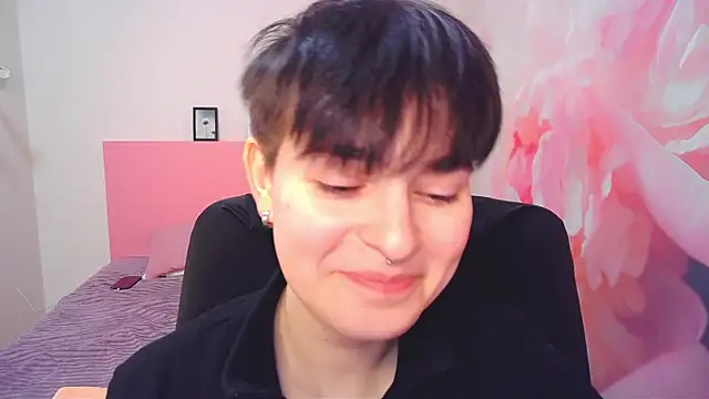 EmiliaYours online show from December 2024 04:25:01 PM