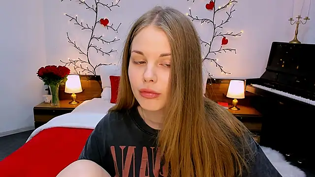 holy kitty online show from September 2025 09:09:01 AM