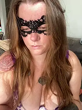 Snapshot of XtentationMG chatting on March 2026 08:09:02 AM XtentationMG online show from March 2026 08:09:02 AM