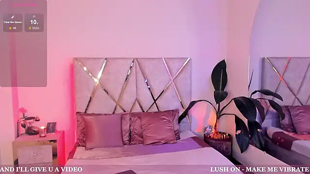 Snapshot of _CoralTrip chatting on December 2024 11:10:02 PM  CoralTrip online show from December 2024 11:10:02 PM