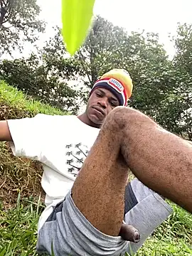 Snapshot of ElNegroRony chatting on December 2024 02:54:02 PM ElNegroRony online show from December 2024 02:54:02 PM