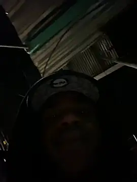 Snapshot of ElNegroRony chatting on December 2024 01:32:02 AM ElNegroRony online show from December 2024 01:32:02 AM