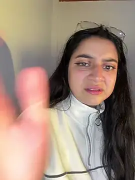 Cassie-millers online show from December 2024 11:29:02 PM