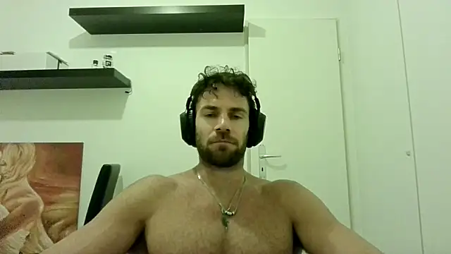 Snapshot of alpha-hunk chatting on September 2025 07:04:01 PM alpha-hunk online show from September 2025 07:04:01 PM